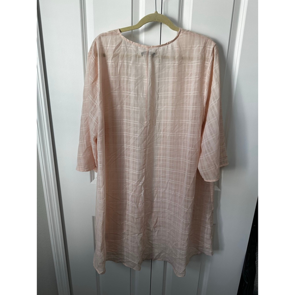 Torrid Pink Plaid Open Front Kimono 1X - Picture 2 of 4